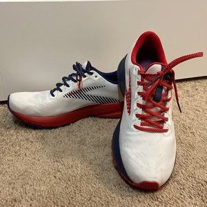 Brooks Launch 7 USA
